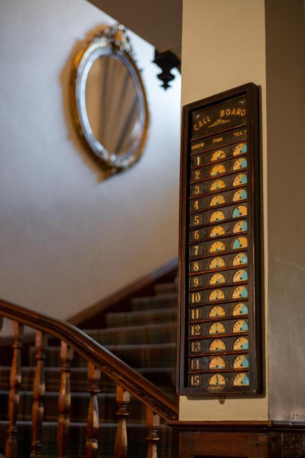 ホテル The Golden Lion At セトル エクステリア 写真